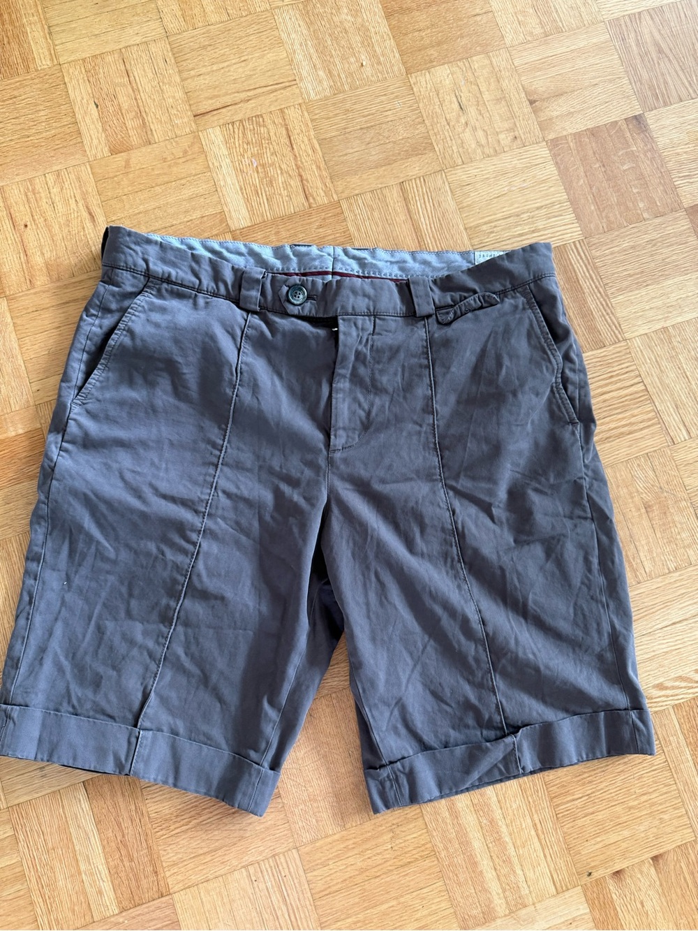 Brunello Cucinelli Men’s Casual Brown Shorts - Classic Tailored Fit